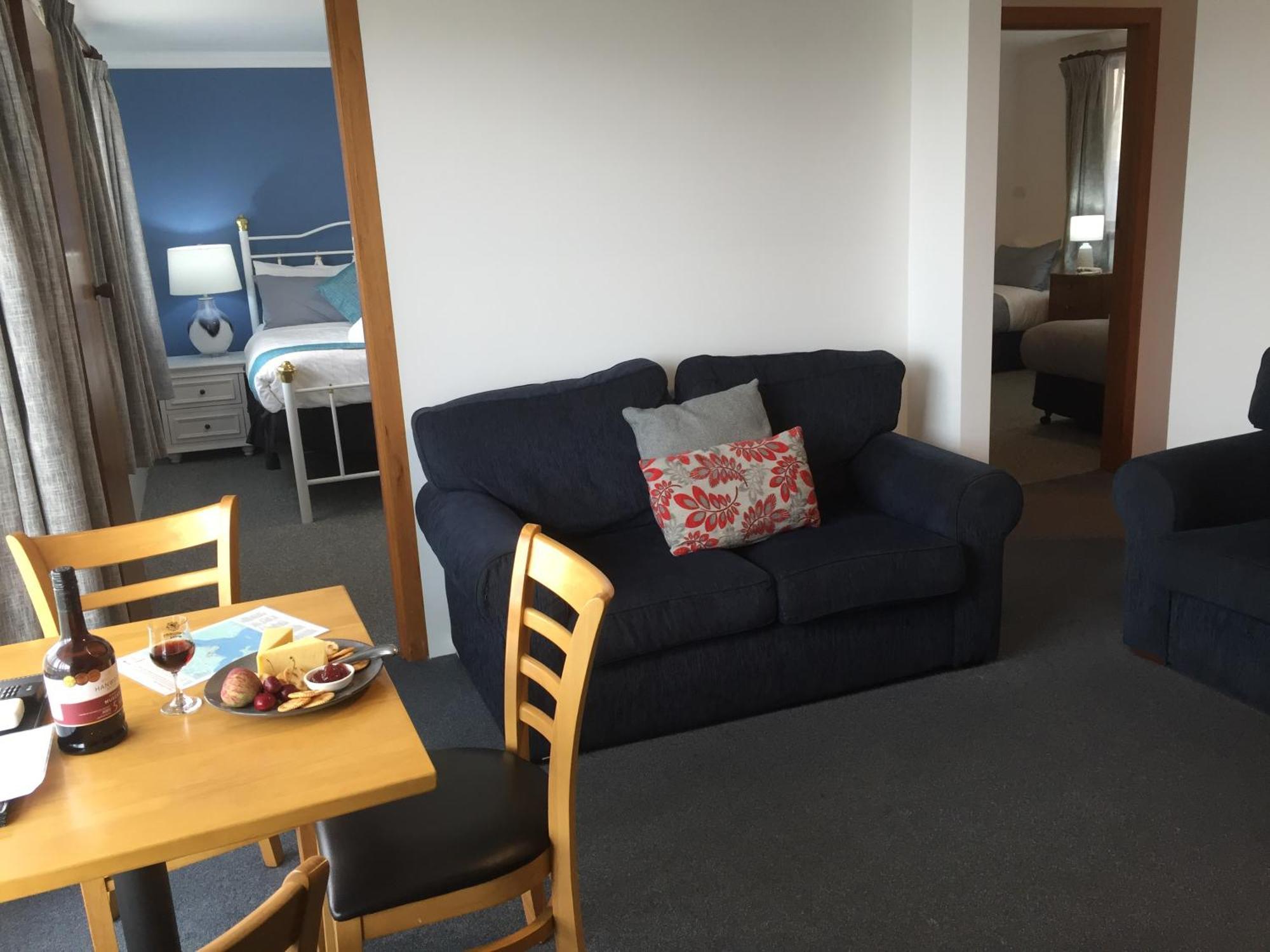 Regatta Point Tavern & Holiday Villas Strahan Kültér fotó